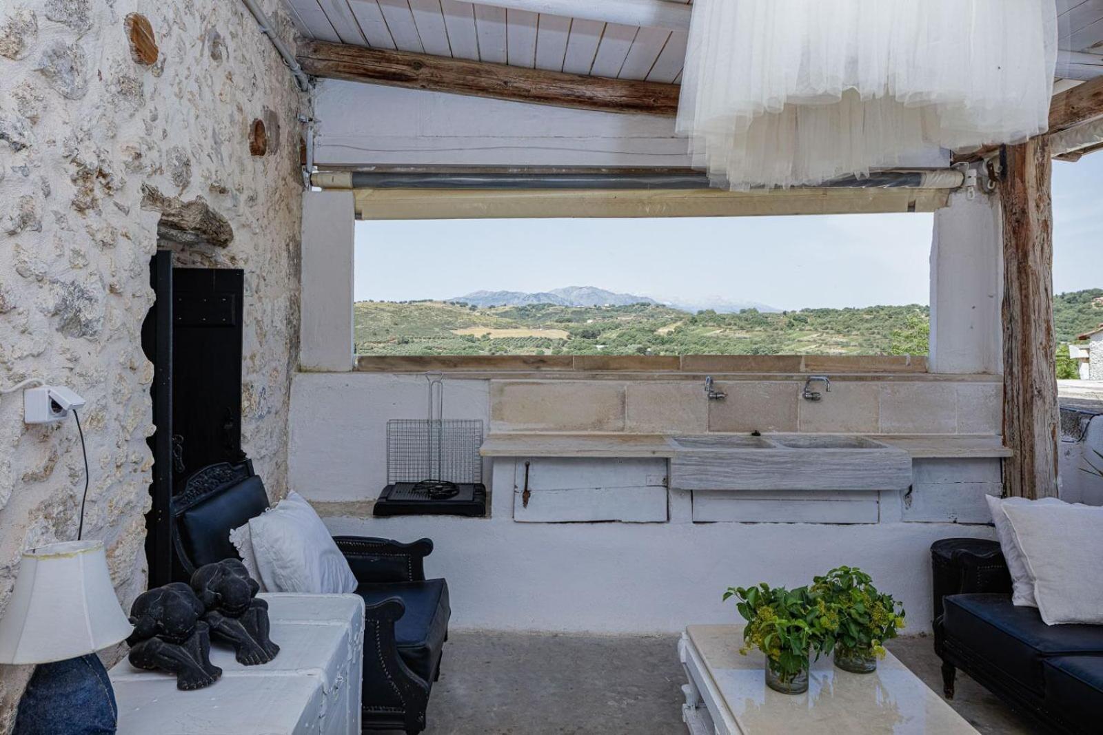 Antonia'S Stonebuilt Mansion With A Private Pool Βίλα Αρμένοι Εξωτερικό φωτογραφία